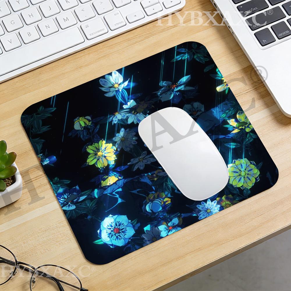 HYBXAXC Dark Floral Manga Back - Desk Setup For Work review and price